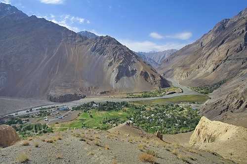 Viajar a /images/places/bartang-tajikistan.jpg