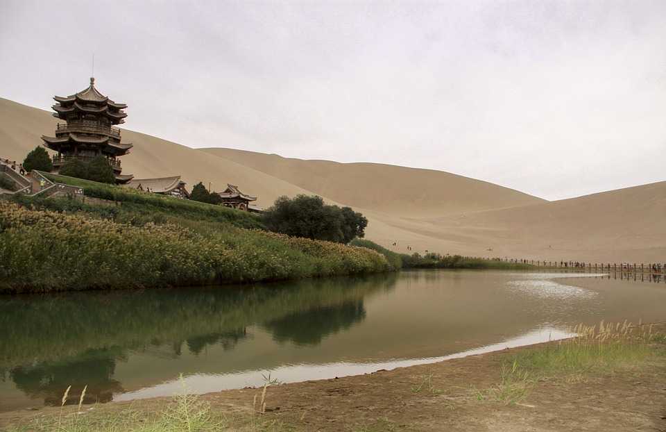 Viajar a /images/places/dunhuang.jpg