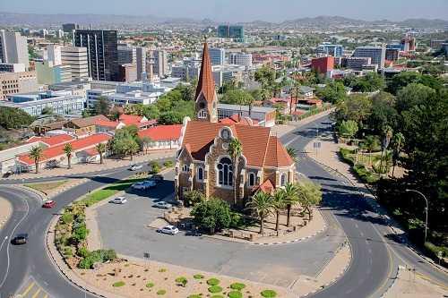 Viajar a /images/places/windhoek.jpg